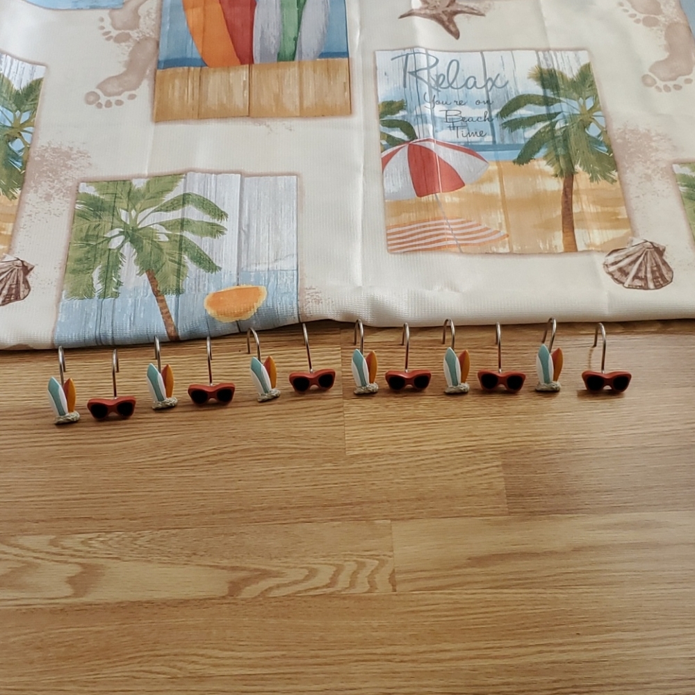 Beach shower hooks